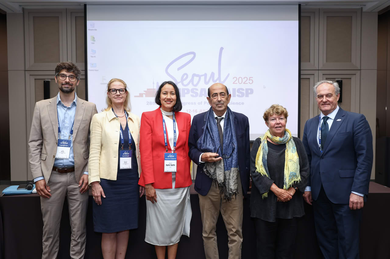 Photo (left to right): Luca Tomini, Marianne Kneuer, Azul A. Aguiar Aguilar, Mauro Calise, Donatella Della Porta and Pablo Oñate.